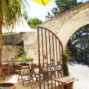 Les baux jus, Restaurant de cuisine crue aux Baux de Provence